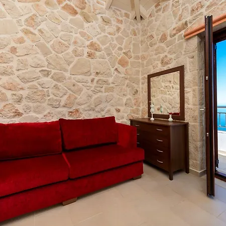 Deluxe 3 Villa Katastarion